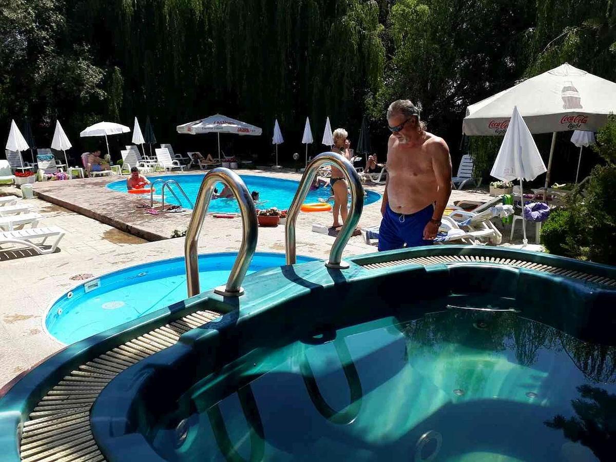 Family Hotel IV Welingrad Zewnętrze zdjęcie